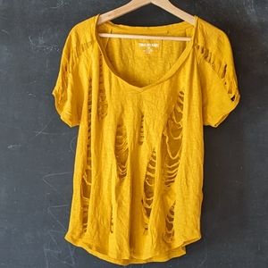 True Religon Women's Distressed Ripped T-Shirt Sz M Yellow